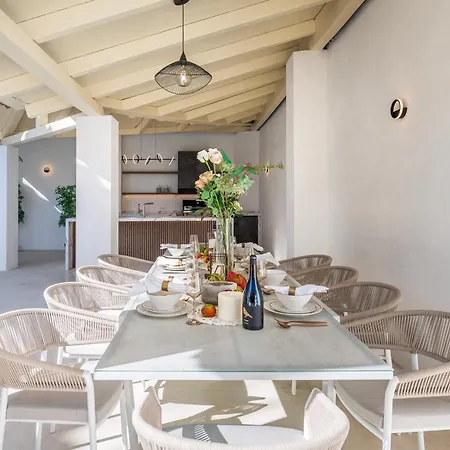Vacation Marbella: Sunny Camelia With Heated Pool And Cinema Benalmadena