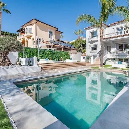 Villa Vacation Marbella: Sunny Camelia With Heated Pool And Cinema