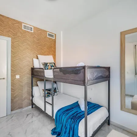 Vacation Marbella I Sunny Camelia Heated Pool, Recently Renovated, Residential Neighborhood In Benalmadena, Short Walk To The Beach, Cinema Villa Benalmádena