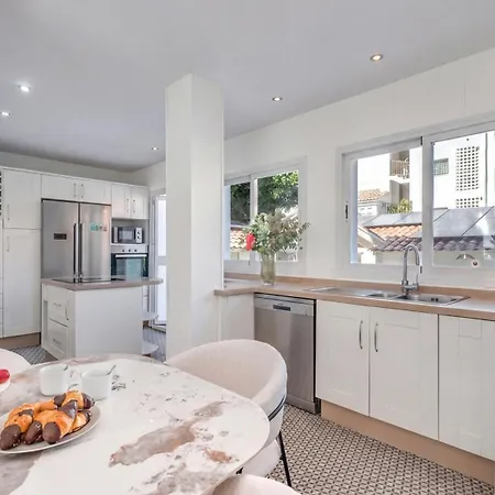 Vacation Marbella I Sunny Camelia Heated Pool, Recently Renovated, Residential Neighborhood In Benalmadena, Short Walk To The Beach, Cinema Villa *